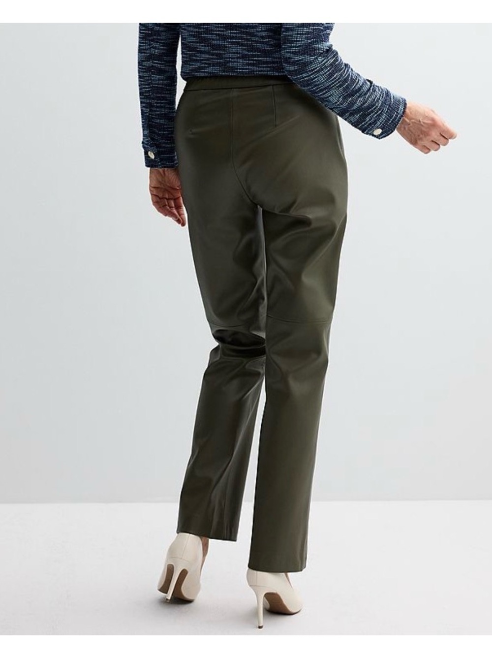 Women's Jaclyn Smith Pull-On Pants Olive Green Faux Leather NWOT - Picture 4 of 4